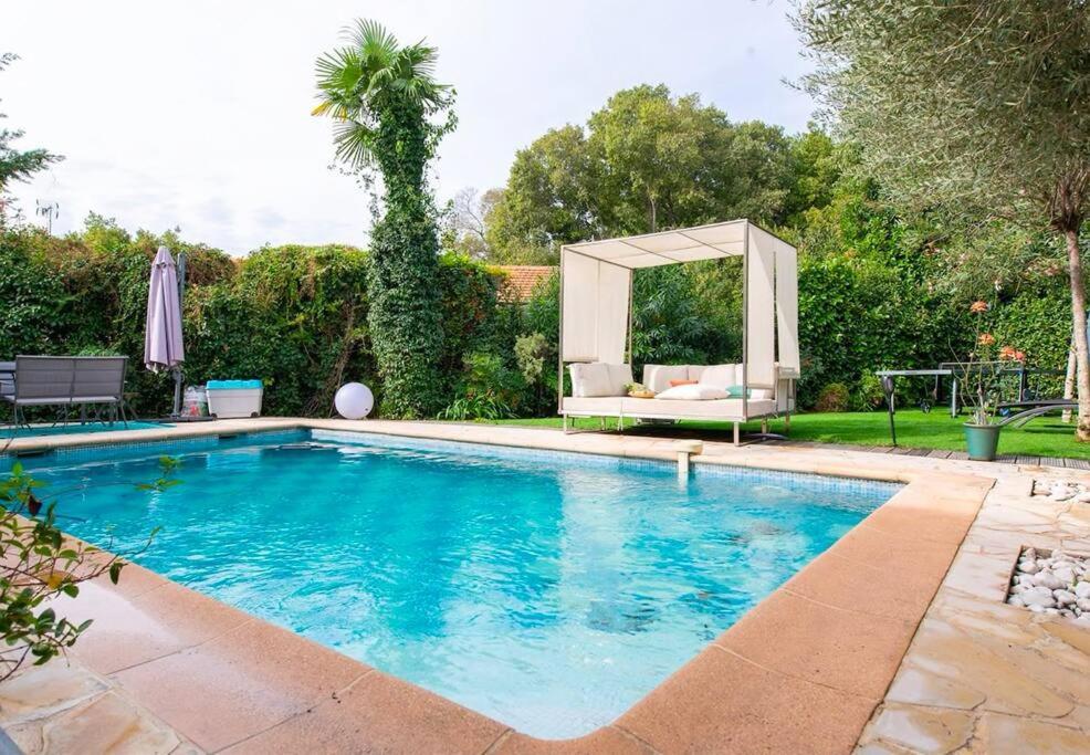 Superb Villa, Swimming Pool, Secluded Gardens Villa