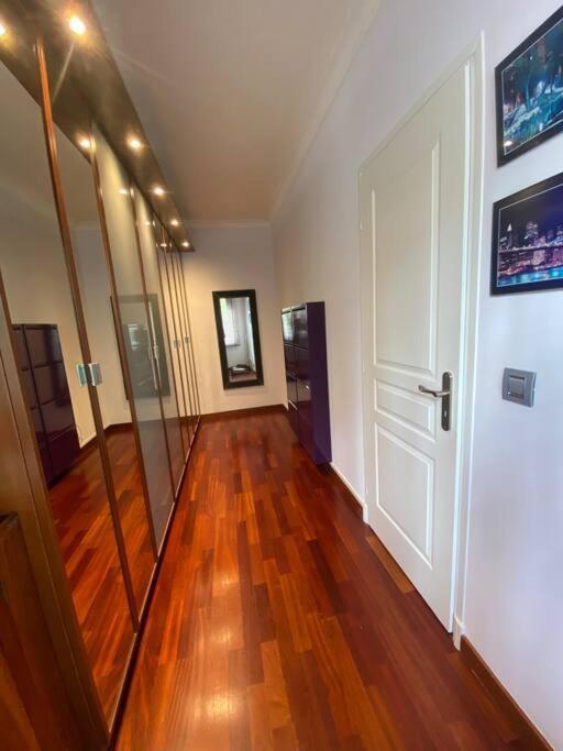 Superb Villa, Swimming Pool, Secluded Gardens Villa