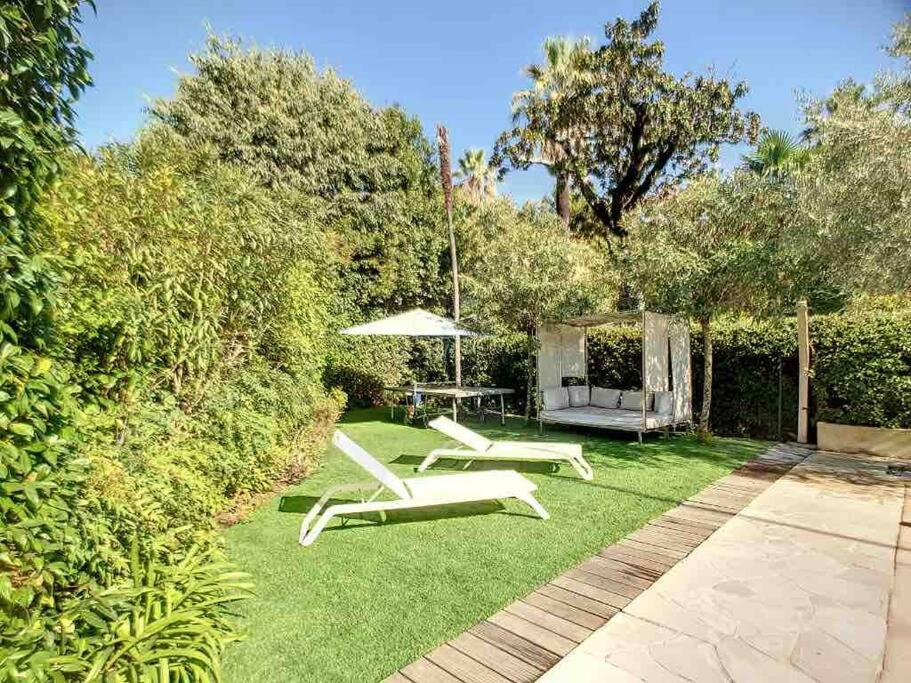 Superb Villa, Swimming Pool, Secluded Gardens Villa *