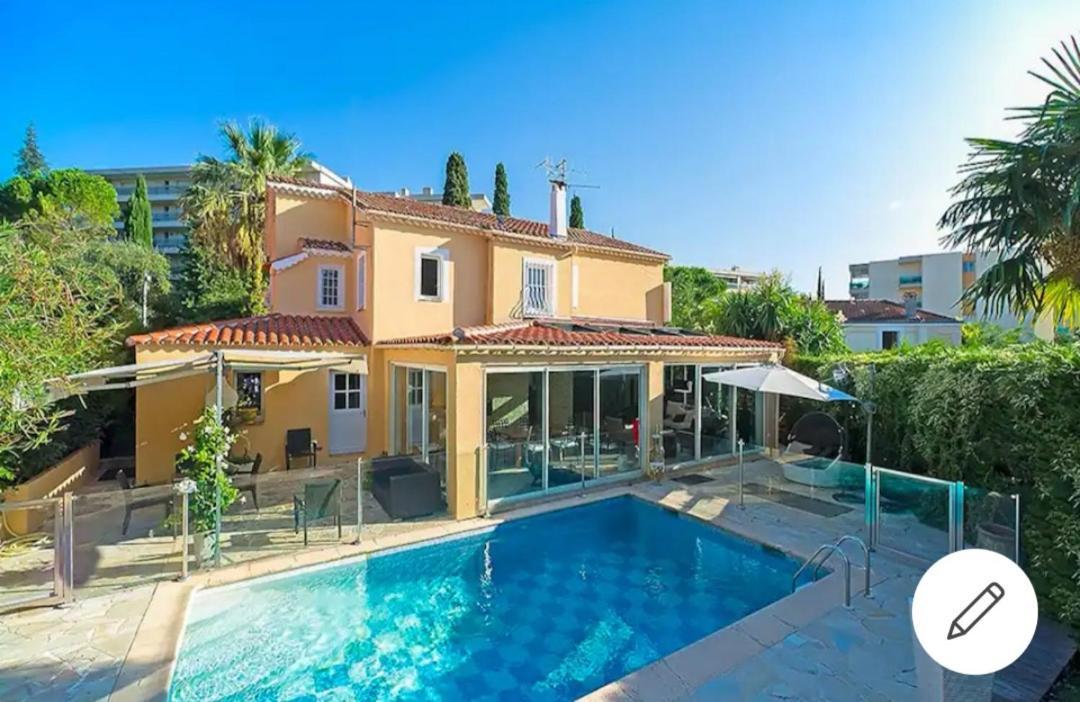 Superb Villa, Swimming Pool, Secluded Gardens Villa